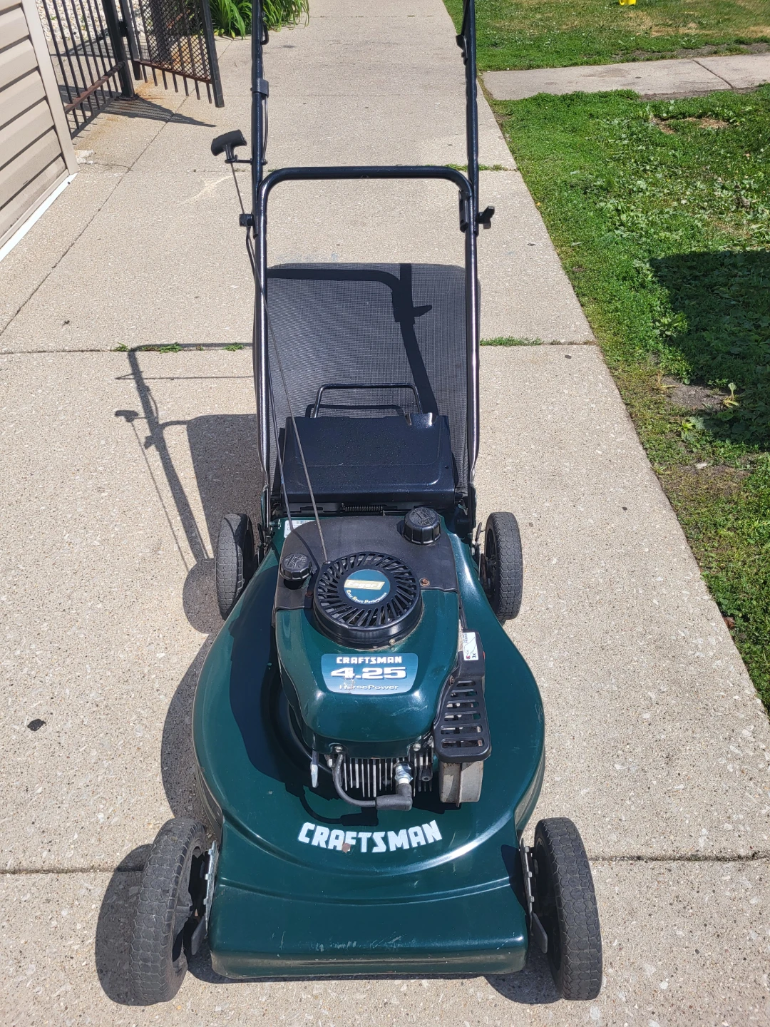 Lawnmover Crafsman Push In Excellents Conditions