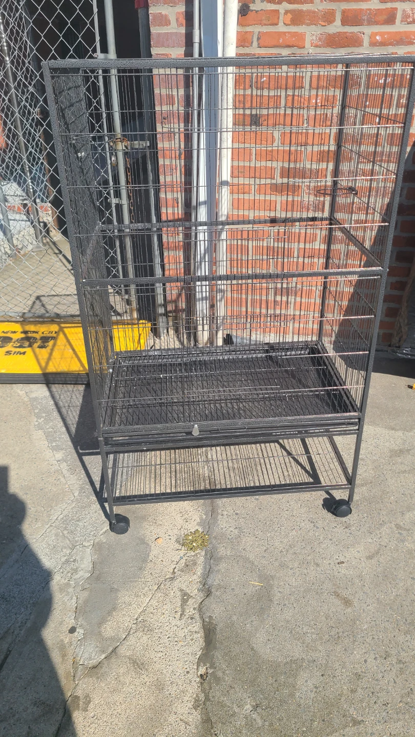 Large Bird Cage with Accessories - photo 4