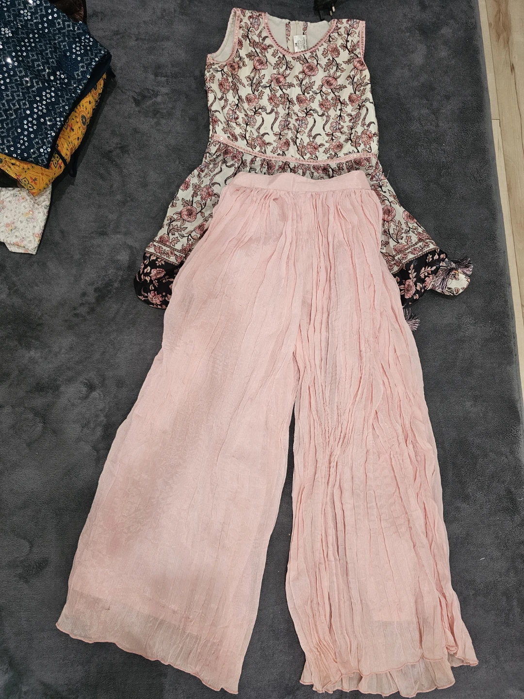 Pink Floral Jumpsuit with Wide Leg Pants - photo 4