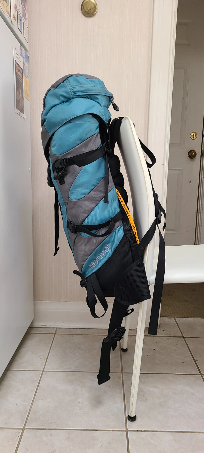 Marmot DIVA 36 Womans Backpack Medium - Excellent Condition - photo 2