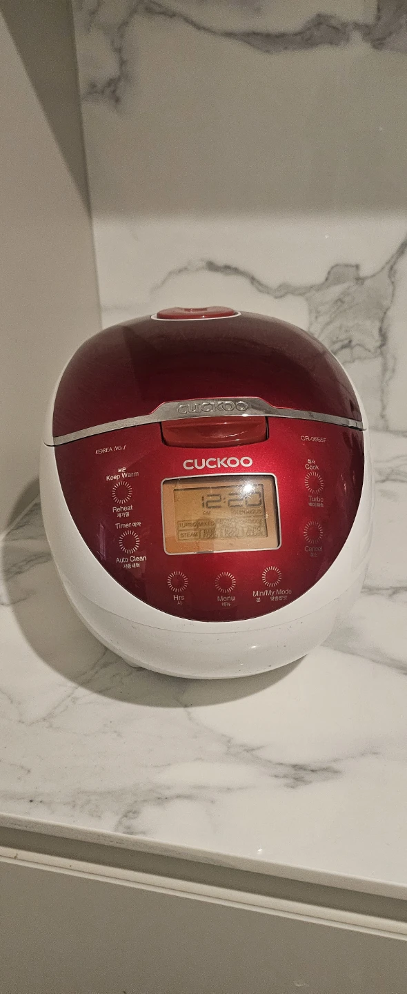CUCKOO Electric Rice Cooker/Warmer CR-0600F