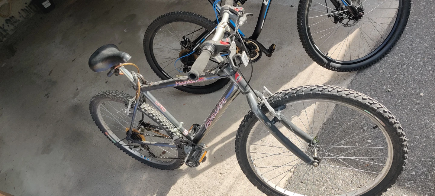 2 bikes for sale - photo 3