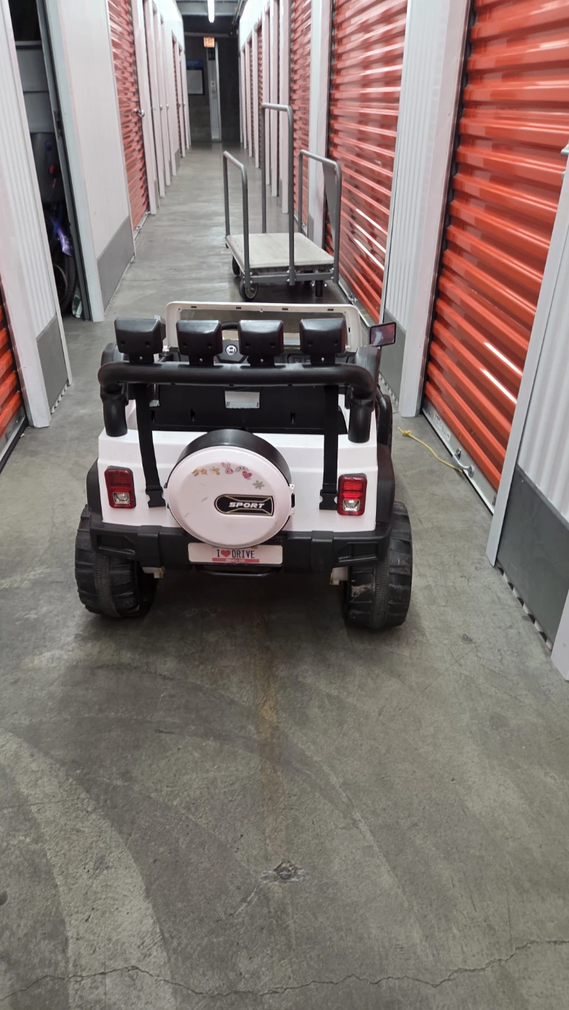 White Kids Ride-On "SPORT" Electric Car - photo 5