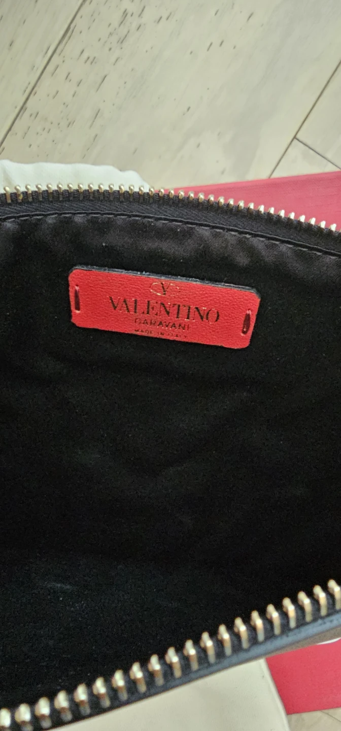 Valentino Garavani VLTN Pouch - photo 5