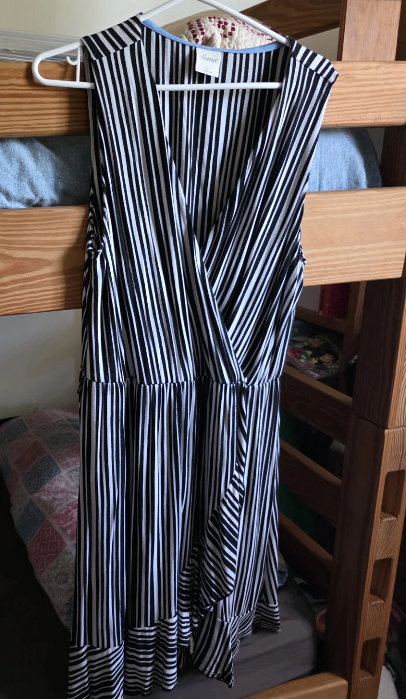 Black and White Striped Sleeveless Dress