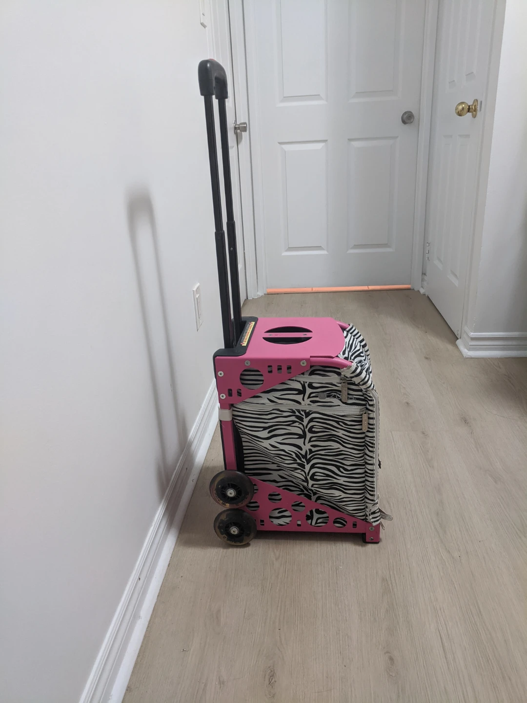 ZÜCA Rolling Luggage Bag Zebra Print Pink - photo 2