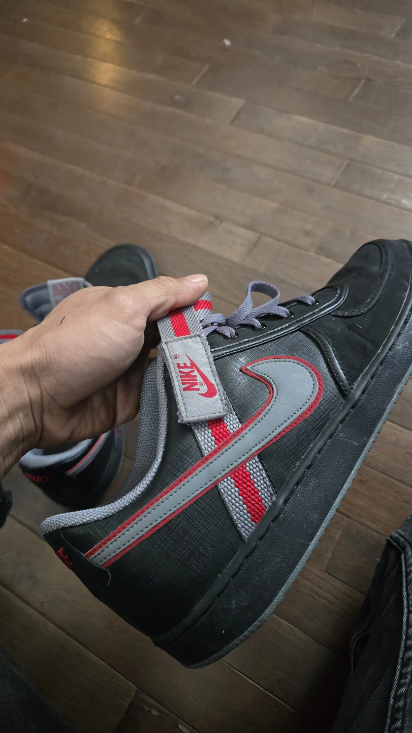Nike Sneakers - photo 4