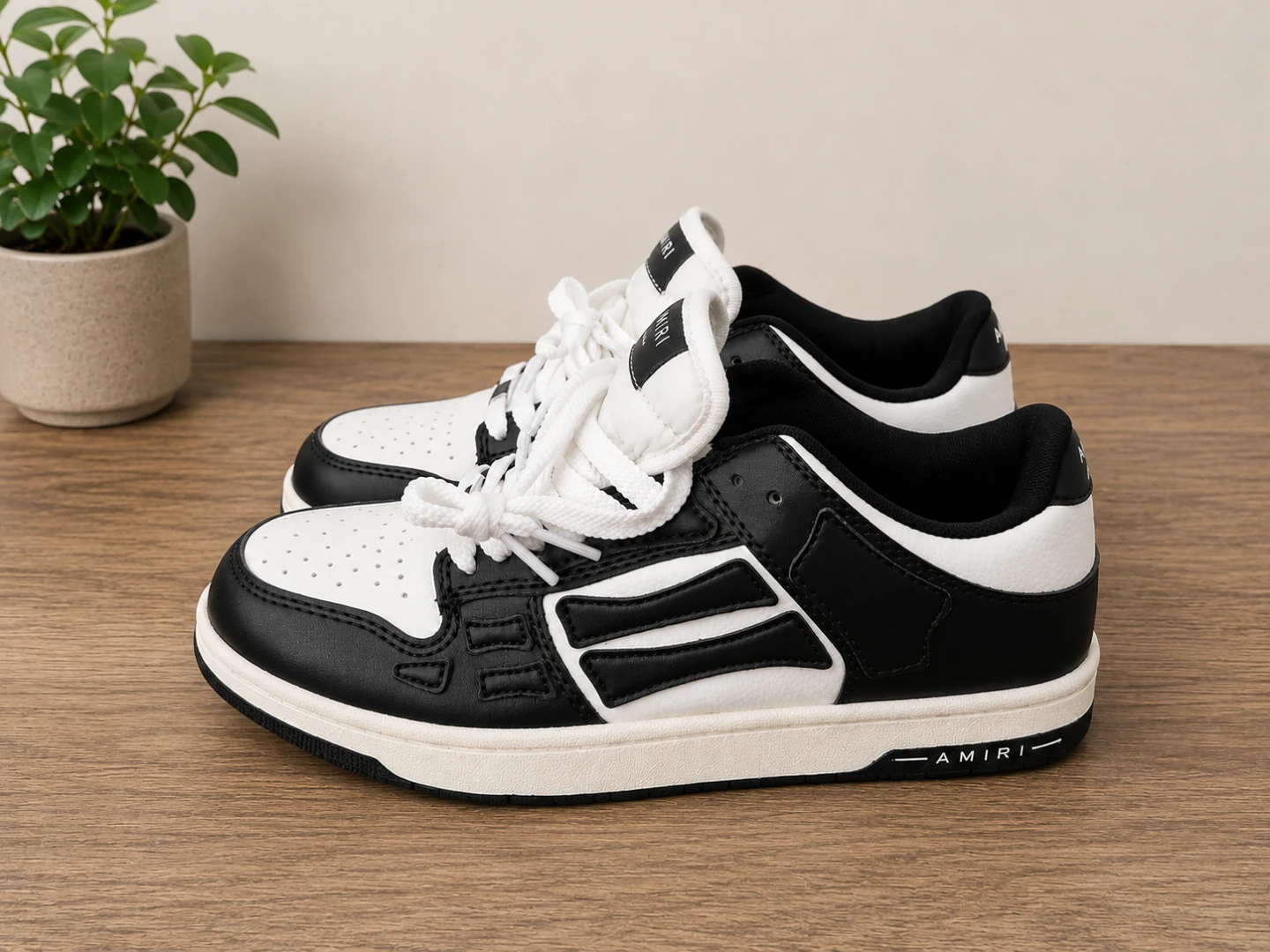 Black and white Sneakers - photo 2