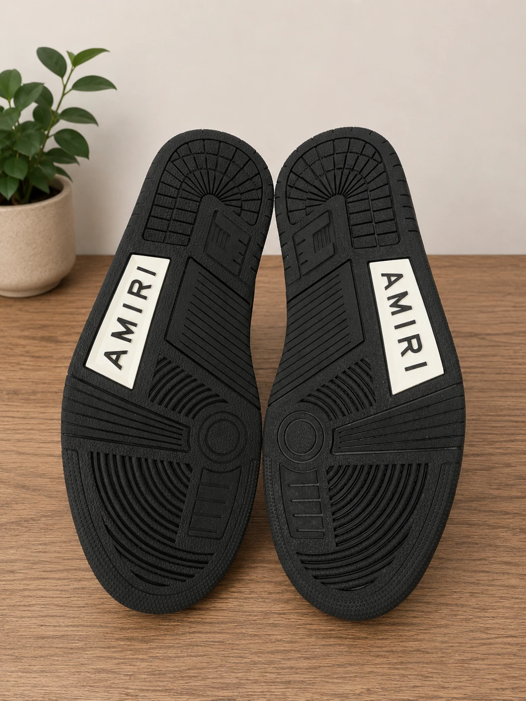 Black and white Sneakers - photo 4