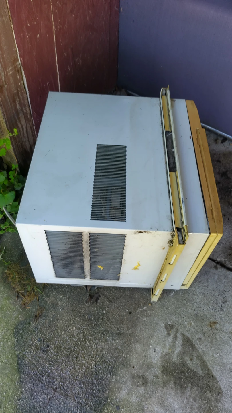 Big Used Window Air Conditioner Unit Cold Air - photo 3