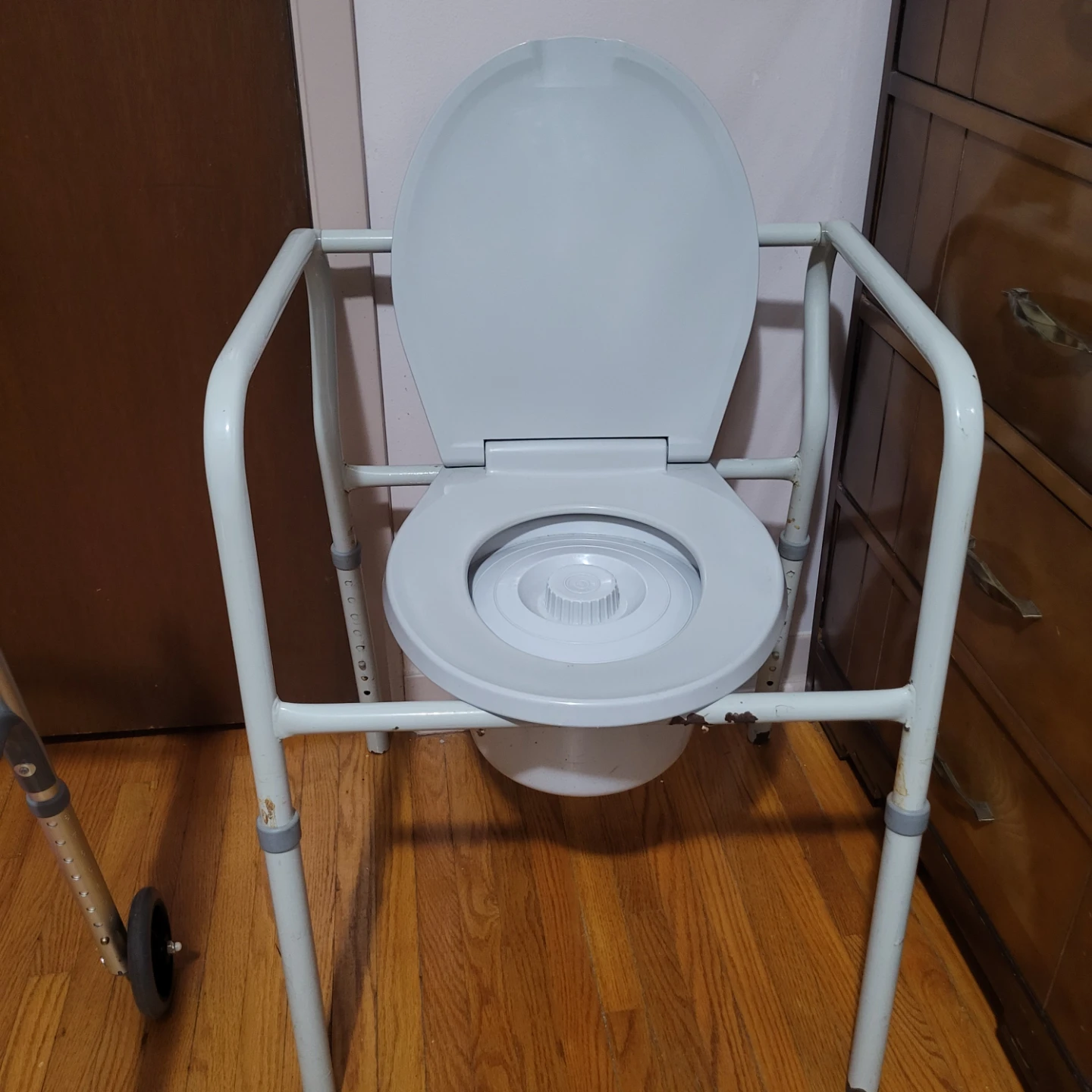 Portable Commode Chair - photo 2