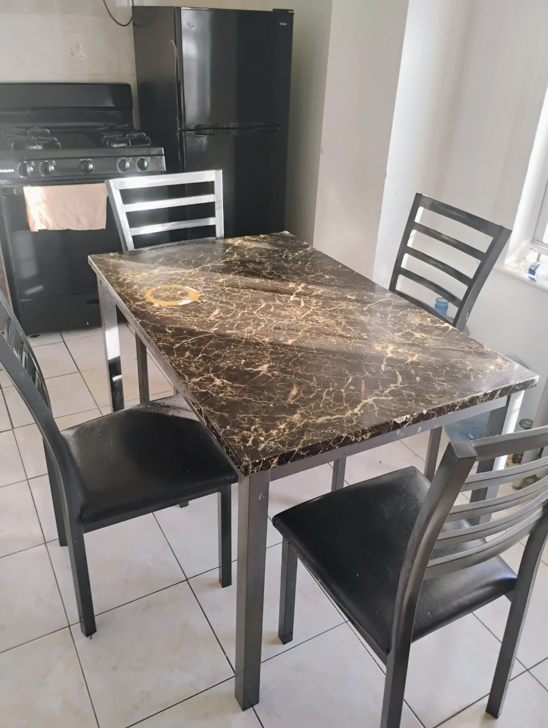 Dining Table and 4 Chairs Set - photo 2