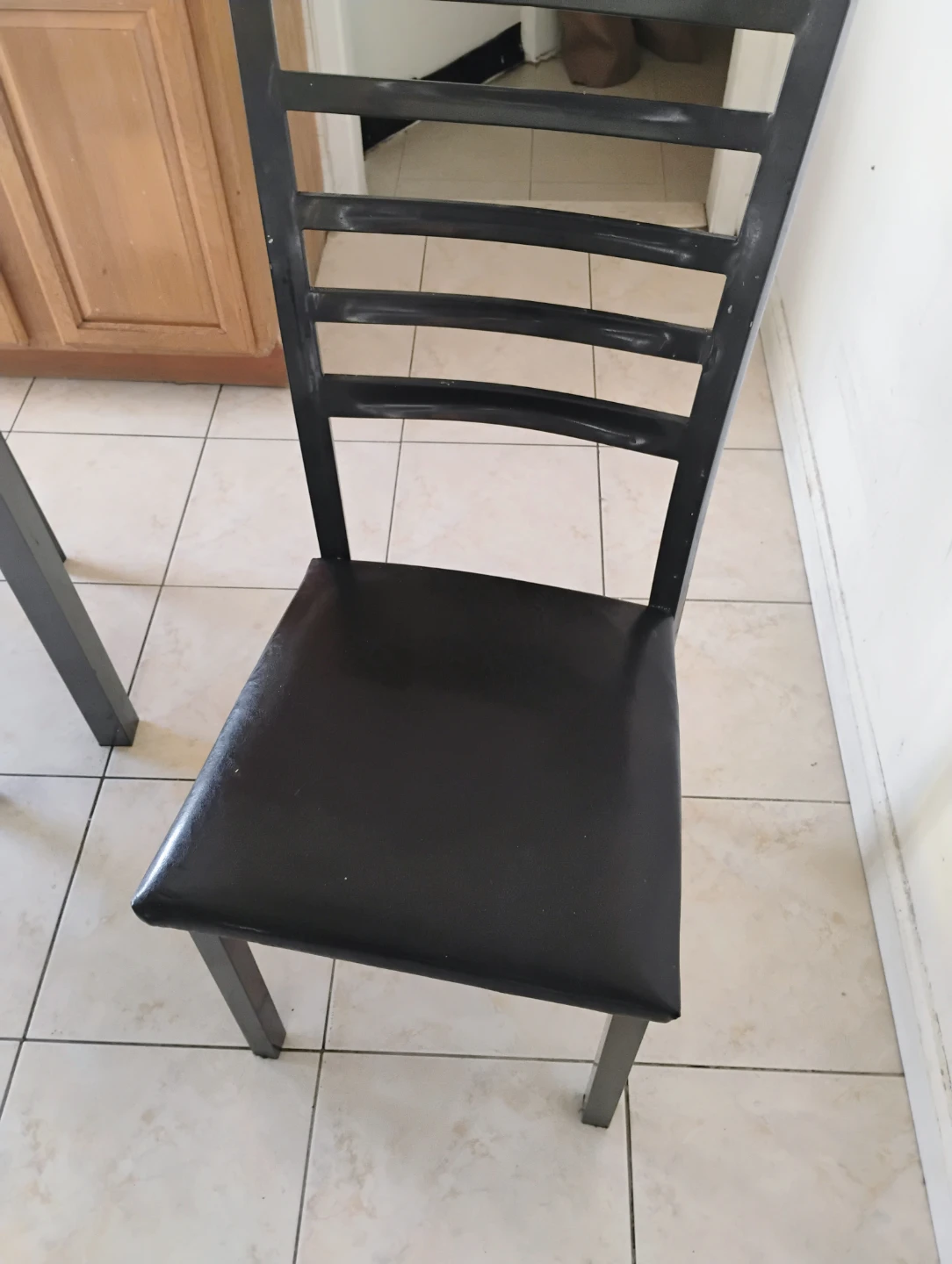 Dining Table and 4 Chairs Set - photo 3