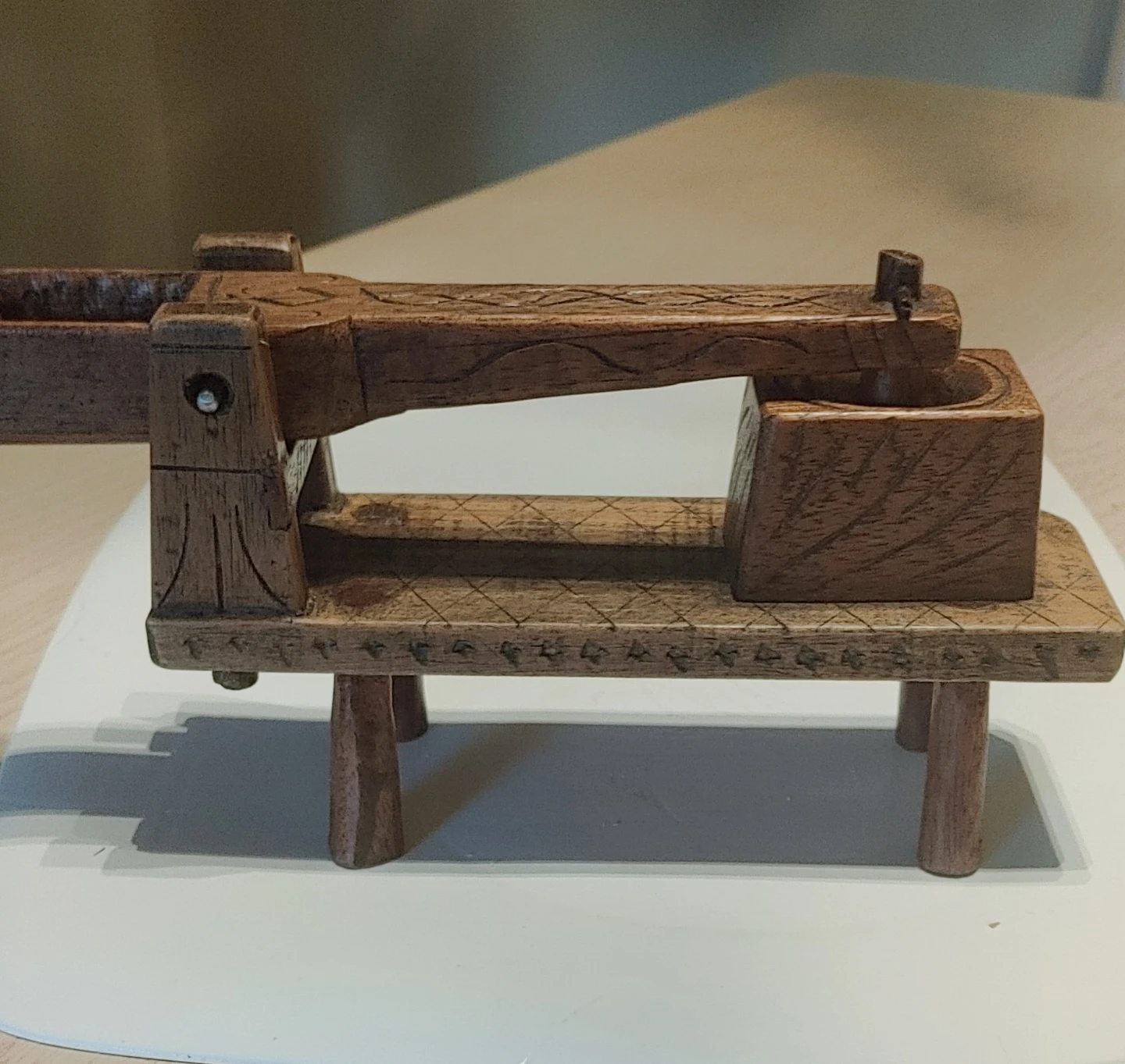 Hand-carved wooden press - photo 4
