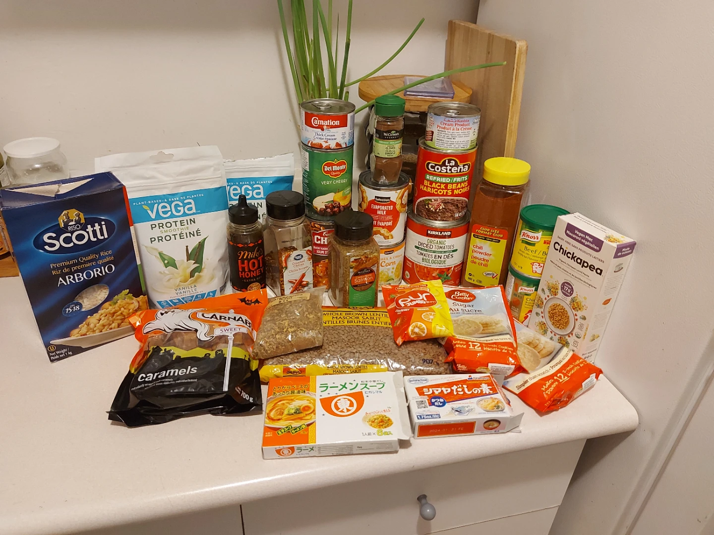 Food - Bulk Assorted Pantry Staples