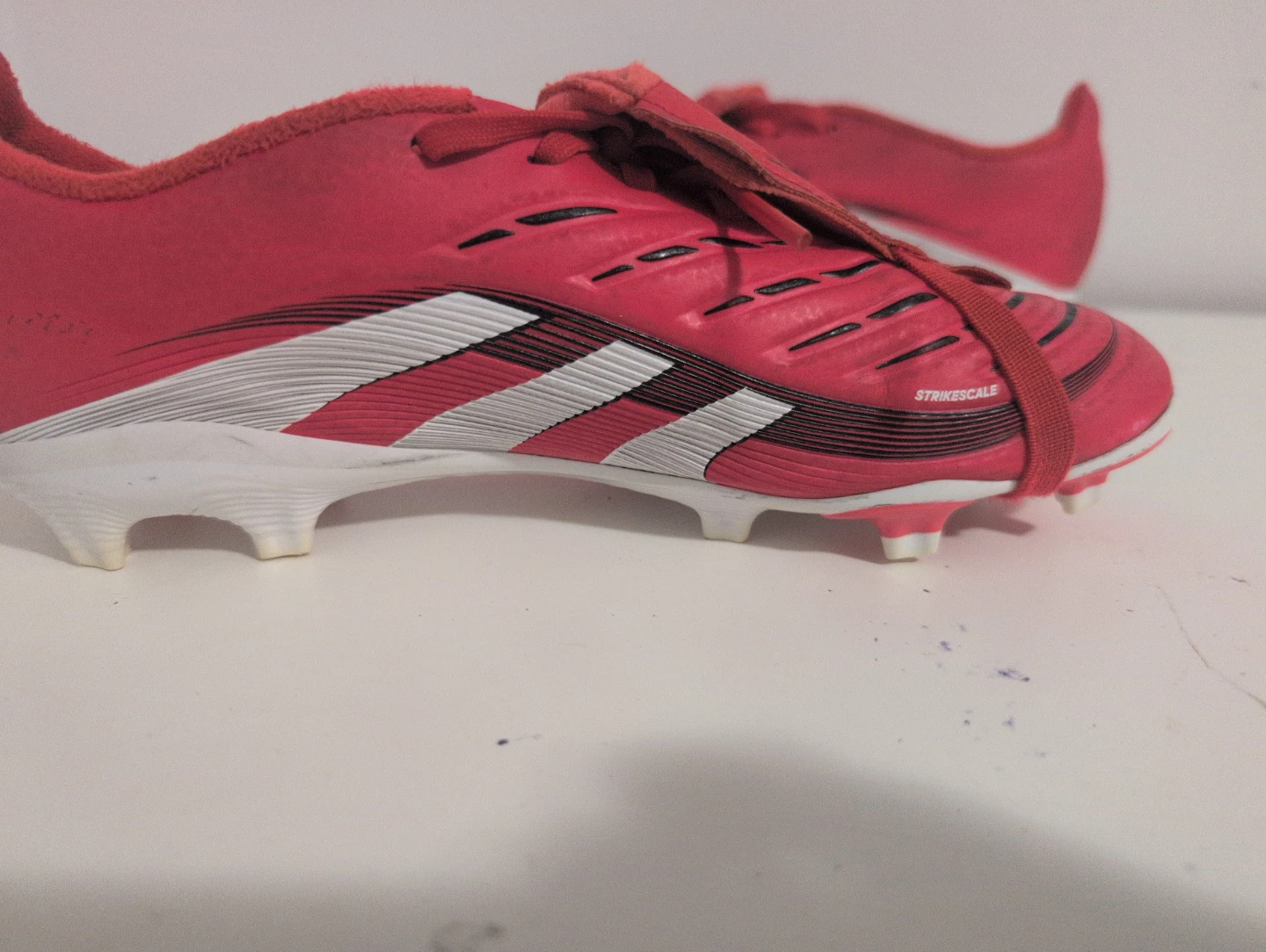 Adidas Predator league Cleats - photo 2