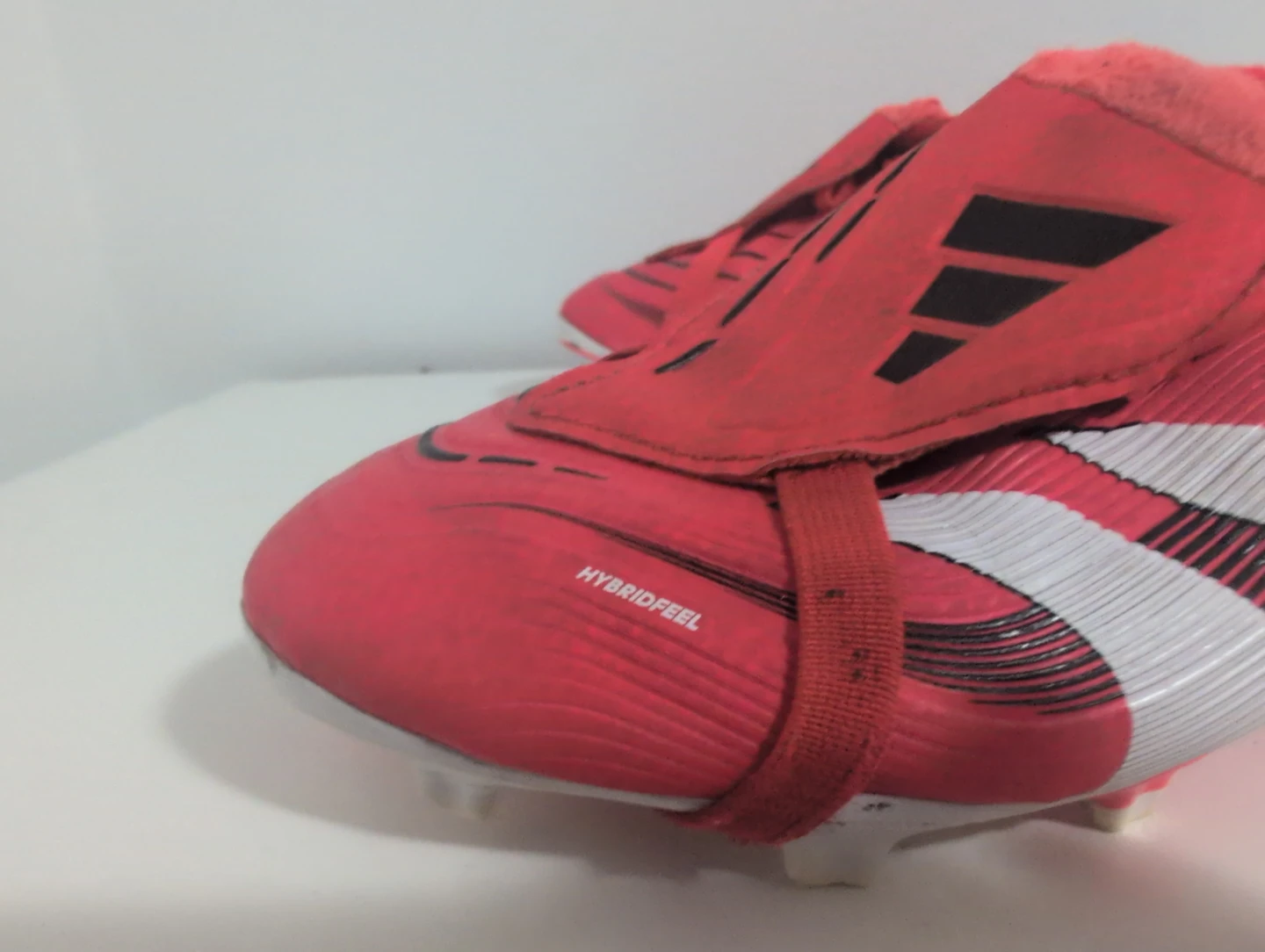 Adidas Predator league Cleats - photo 4