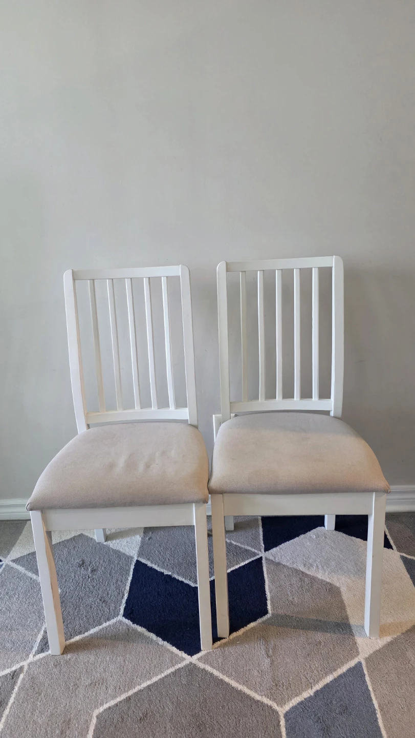 Set of 2 Ikea White Dining Chairs