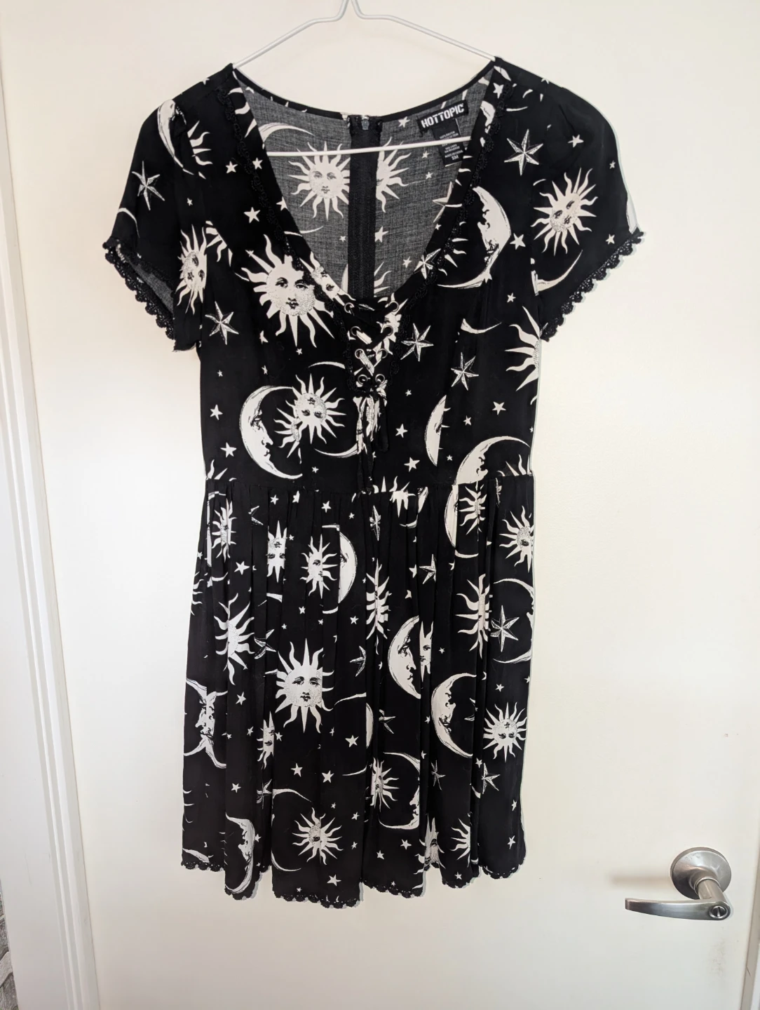 Hot Topic - Sun & Moon Dress - size small