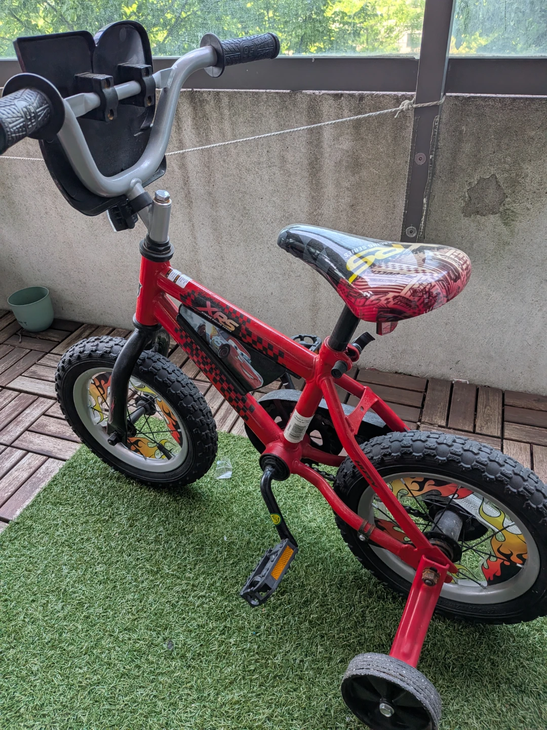 Tricycle, bicycle and scooter - photo 5
