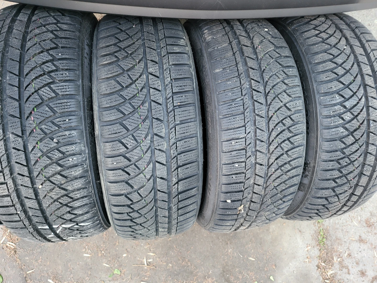 Kumho Wintercraft WP72 Tires - Set of 4