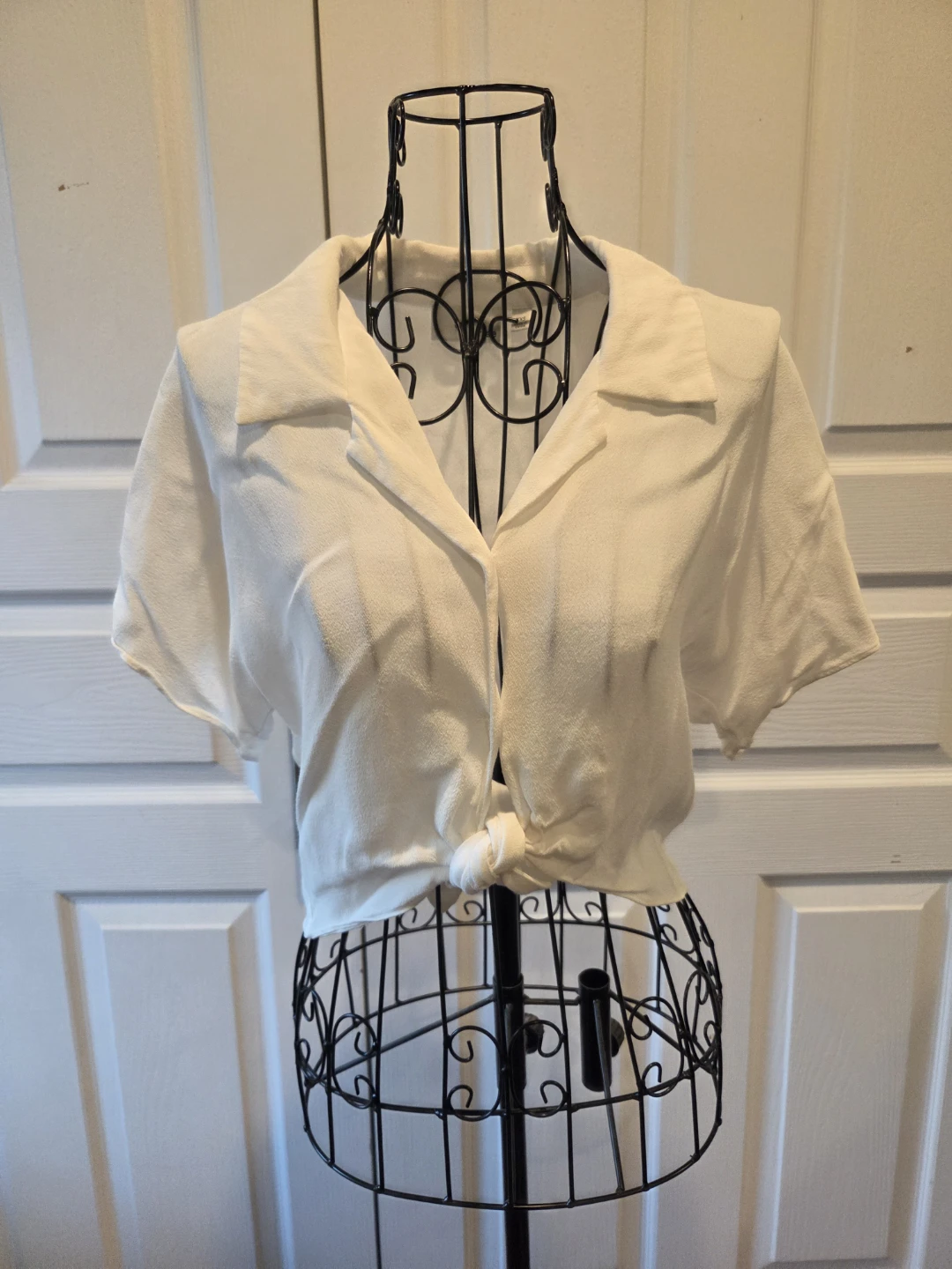 White Button-Up Short Sleeve Blouse