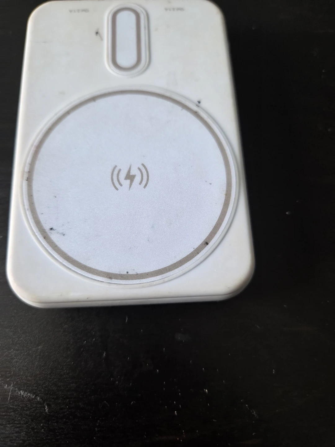 Merkury Innovations Wireless Charger with USB Cable - photo 2