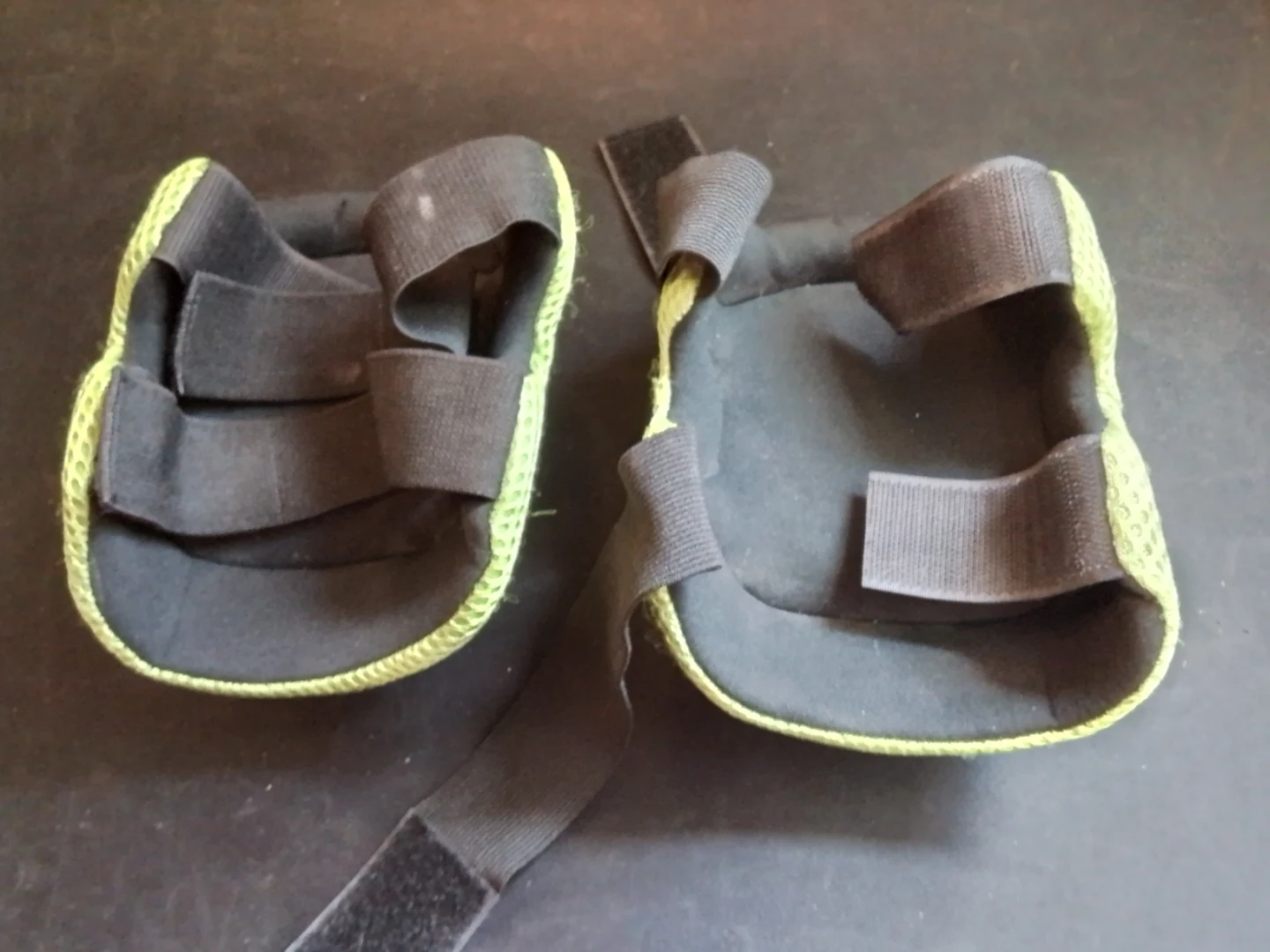 Brand New Tommyco All Terrain Honeycomb Gel Knee Pads - photo 3