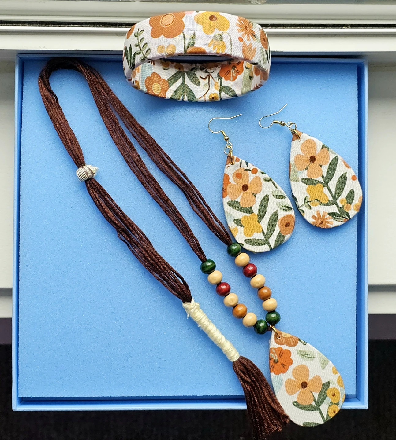Fabric Floral Necklace, Earrings & Bracelet Set - photo 2