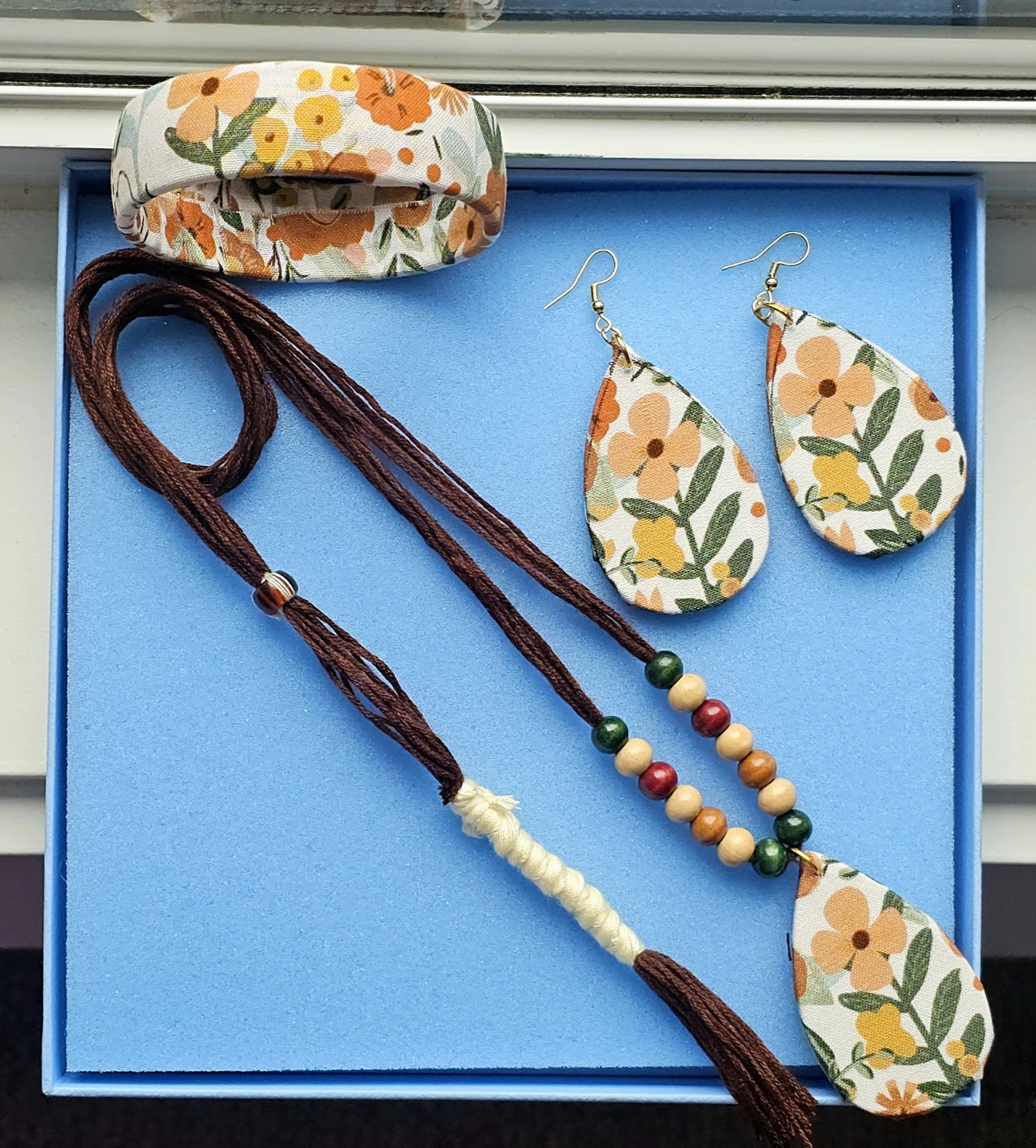Fabric Floral Necklace, Earrings & Bracelet Set - photo 4