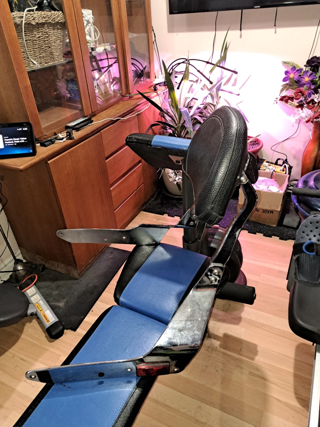 Suzuki  m90 motorcycle  back rest - photo 2