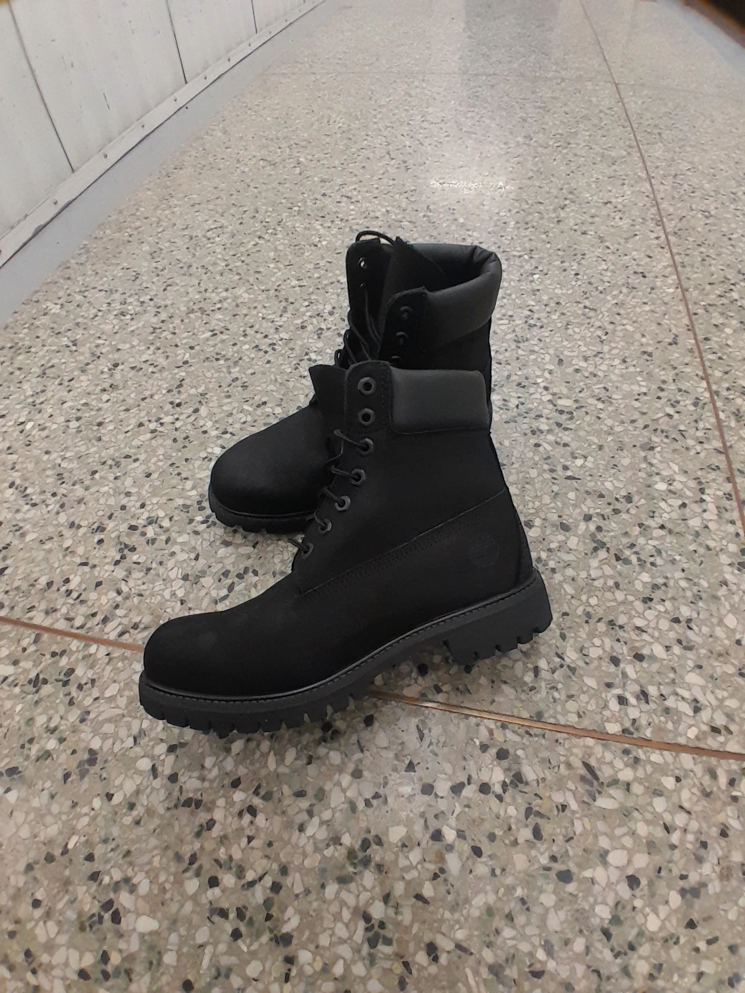 All Season Boot Original Timberland Solid Black Men's Size 8 - photo 4