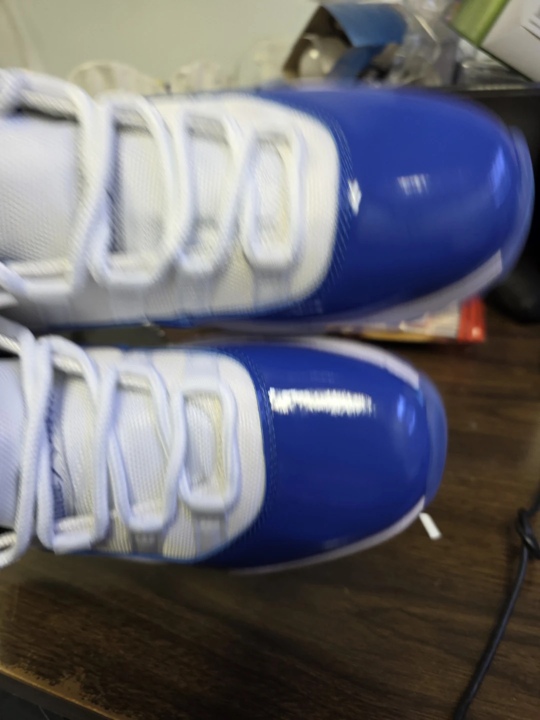 UNUSED JORDAN 11 VERY NICE  SIZE 9.5 - photo 5
