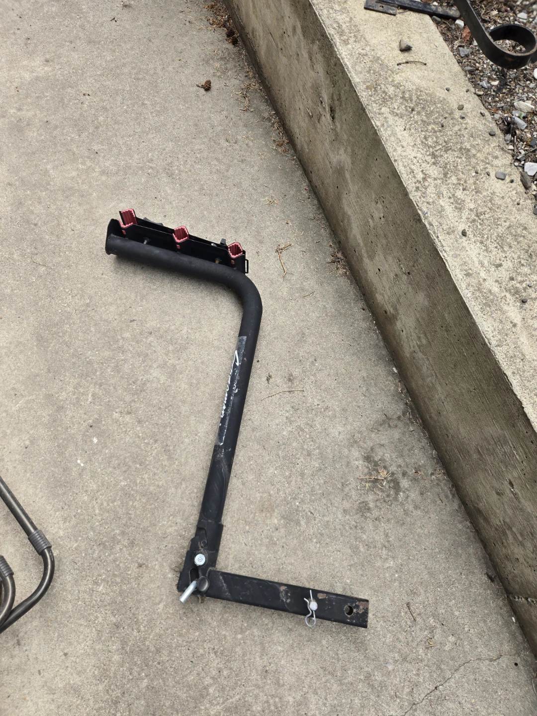 Black Bike Rack Hitch Mount - photo 2