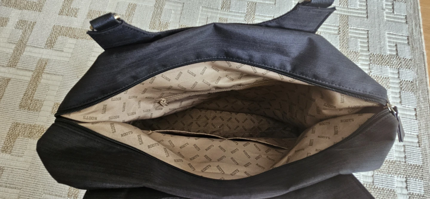 Roots women's hand bag. - photo 2