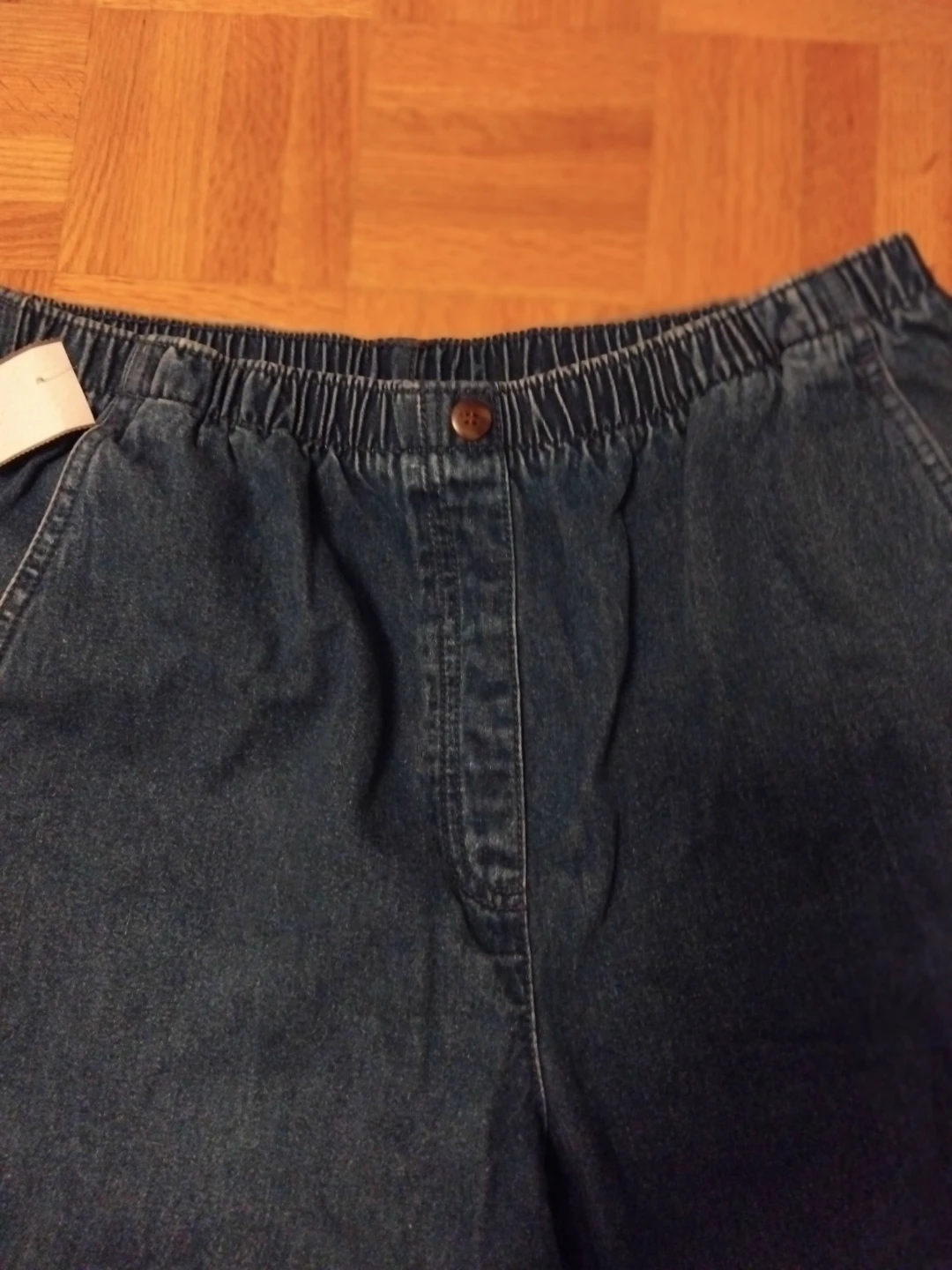 Alia Petite Capris Size 12 - photo 3