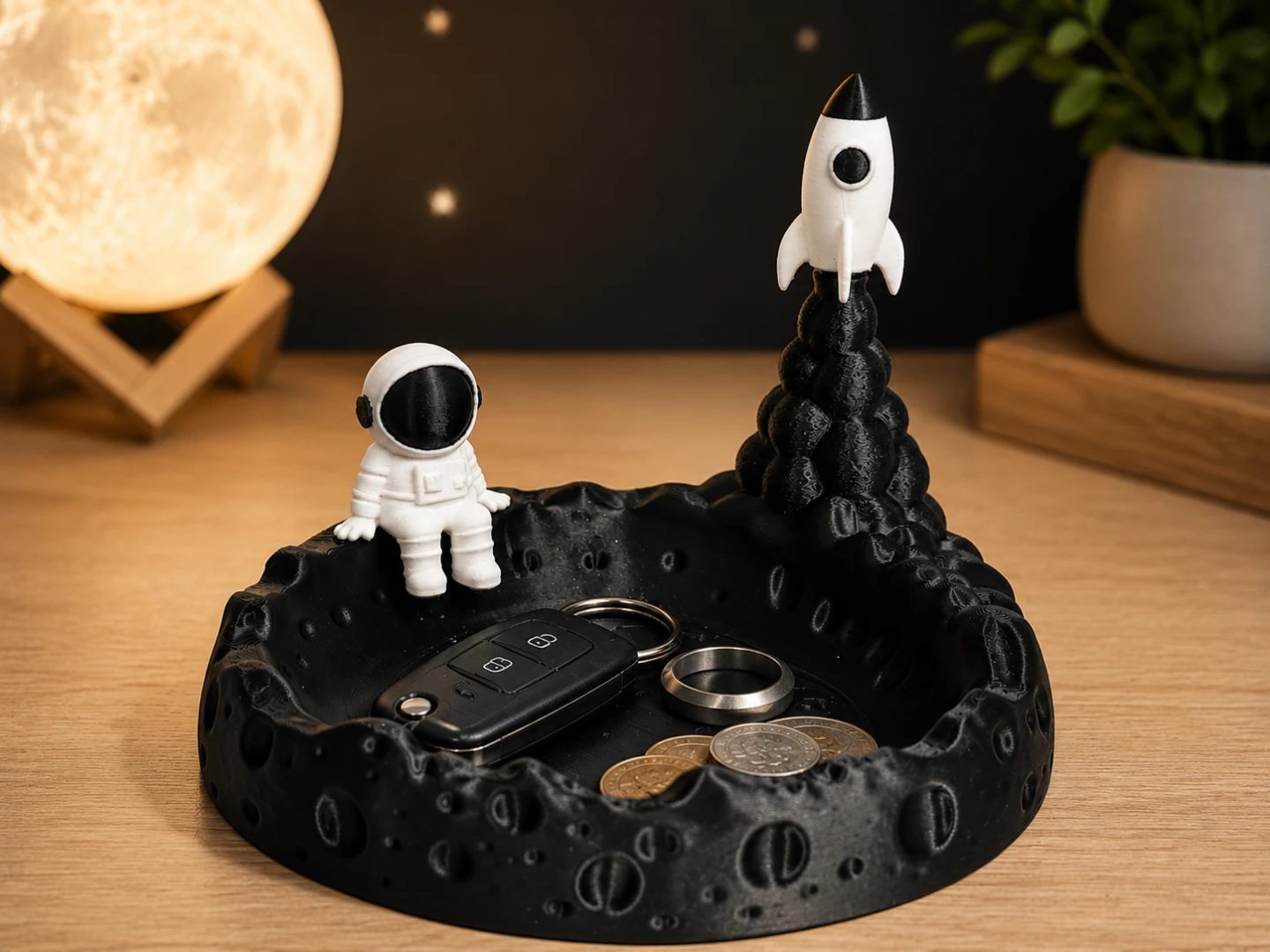Astronaut and Rocket Trinket Tray - photo 3