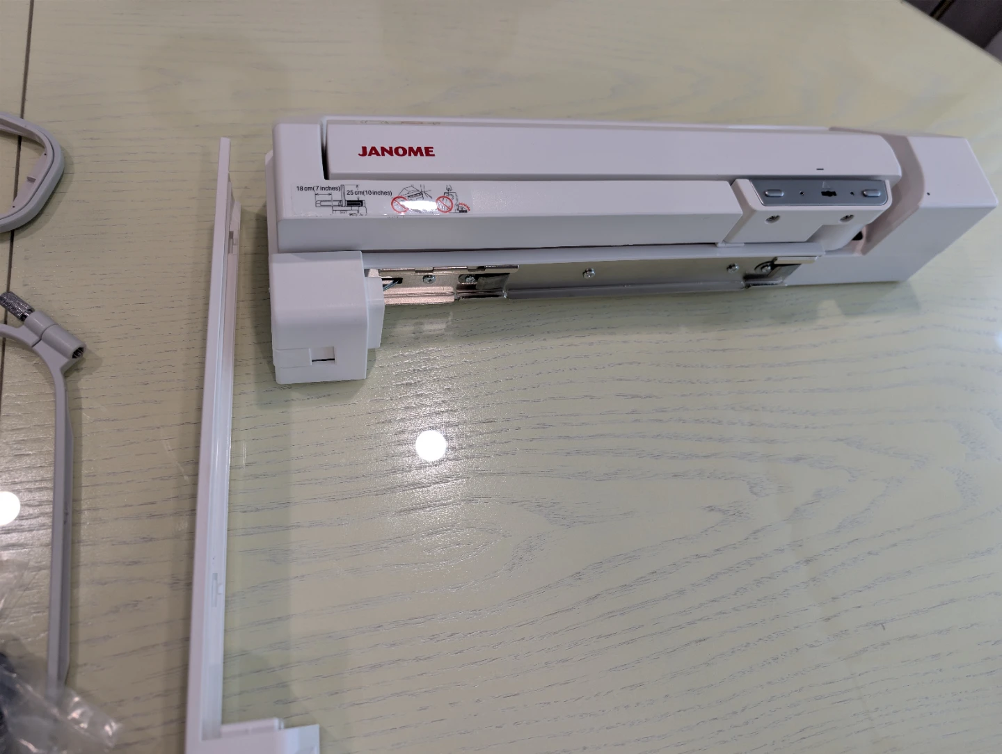 Janome Skyline S9 Sewing & Embroidery Machine - photo 5