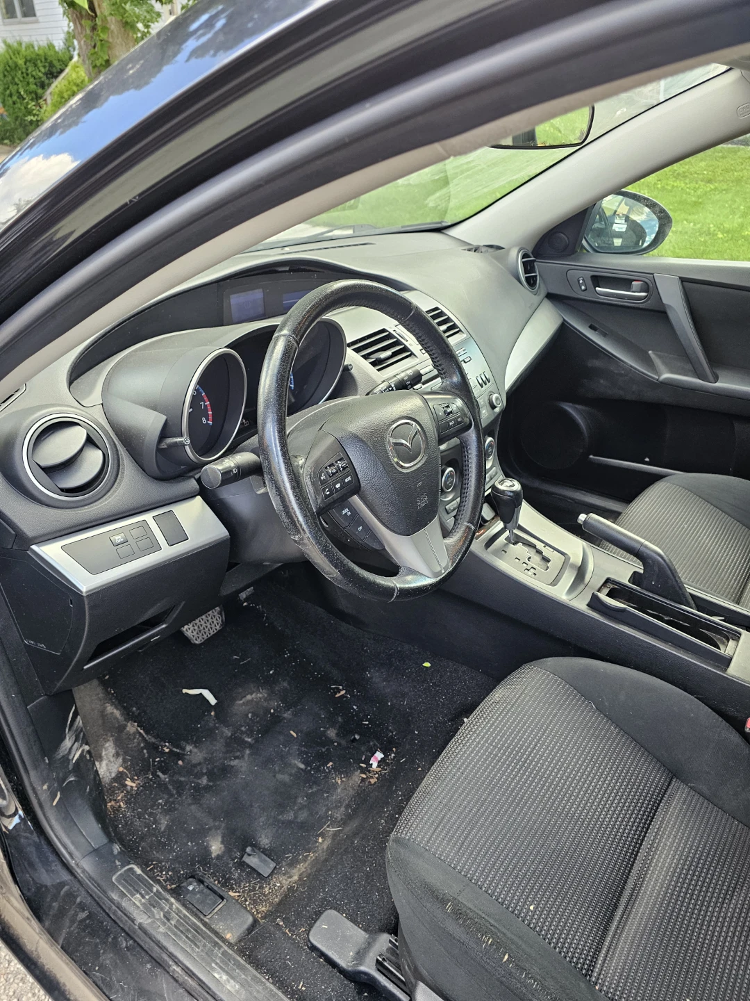 Mazda 3 Hatchback 2013