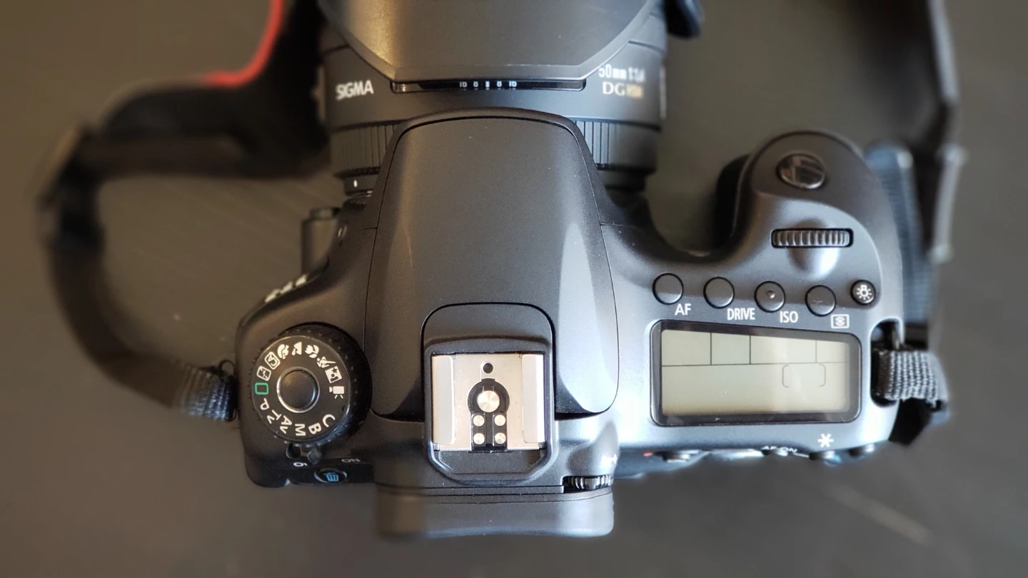 Canon 60D with Sigma 50mm f/1.4 Lens - photo 5