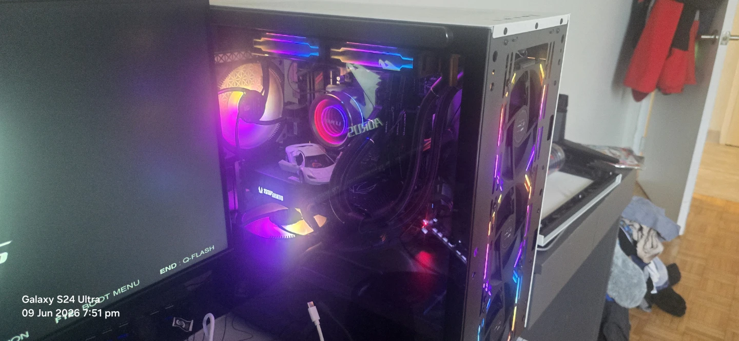 Custom Gaming PC with RGB Lighting - photo 2