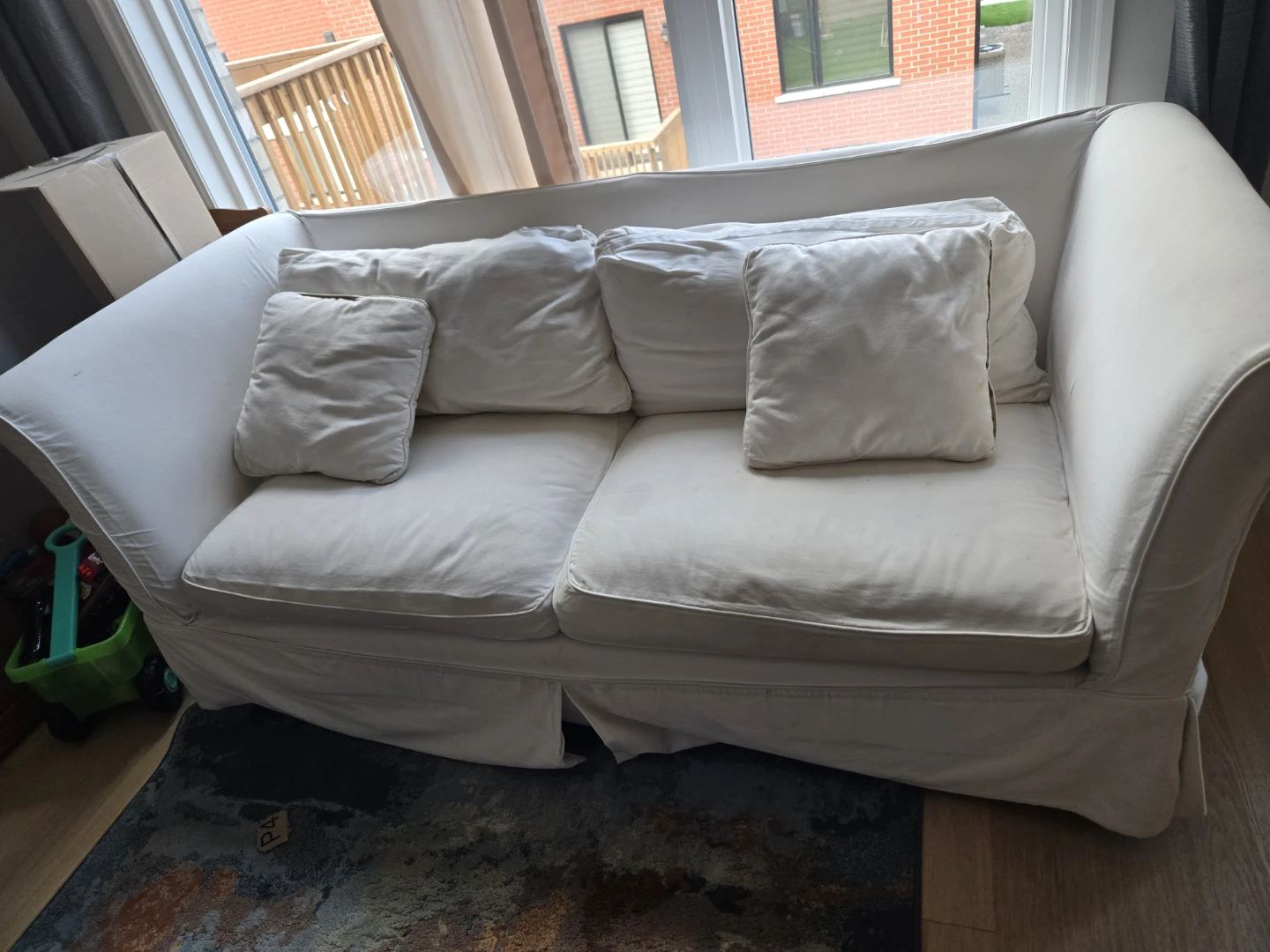 White IKEA Sofa/Couch with Washable Cover – Good Condition - photo 2