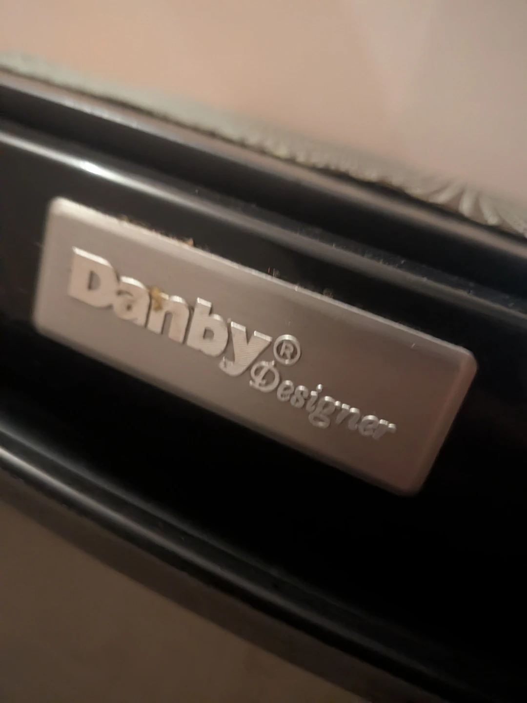 Danby Designer Mini shop Fridge *NOT pristine condition - photo 2