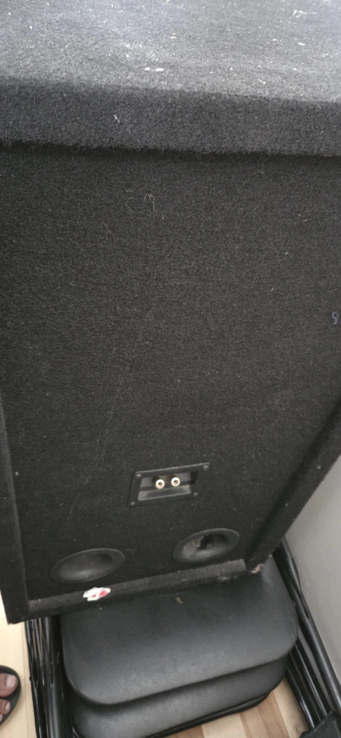 Black Speaker Cabinet - photo 2