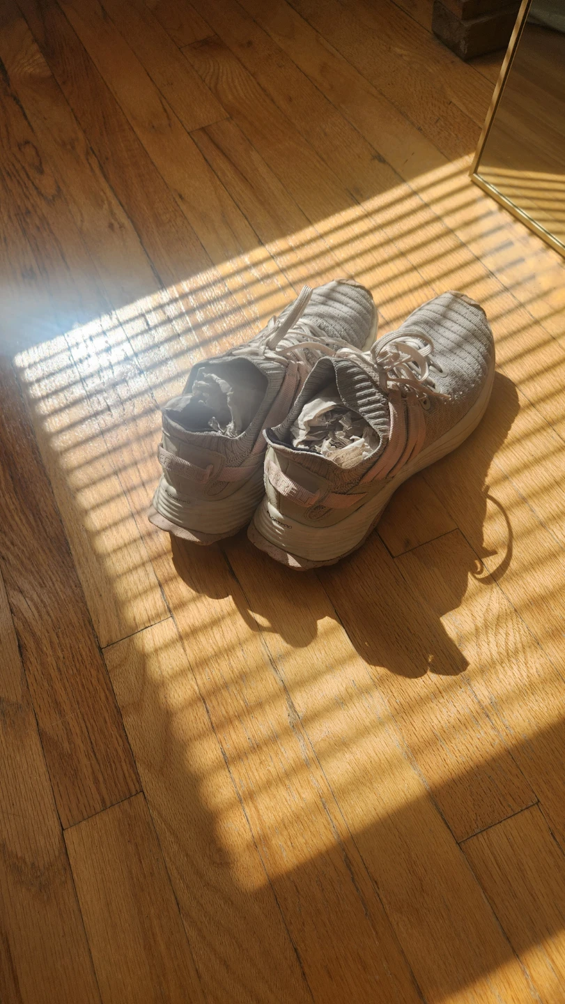 Vibram Sole Athletic Shoes