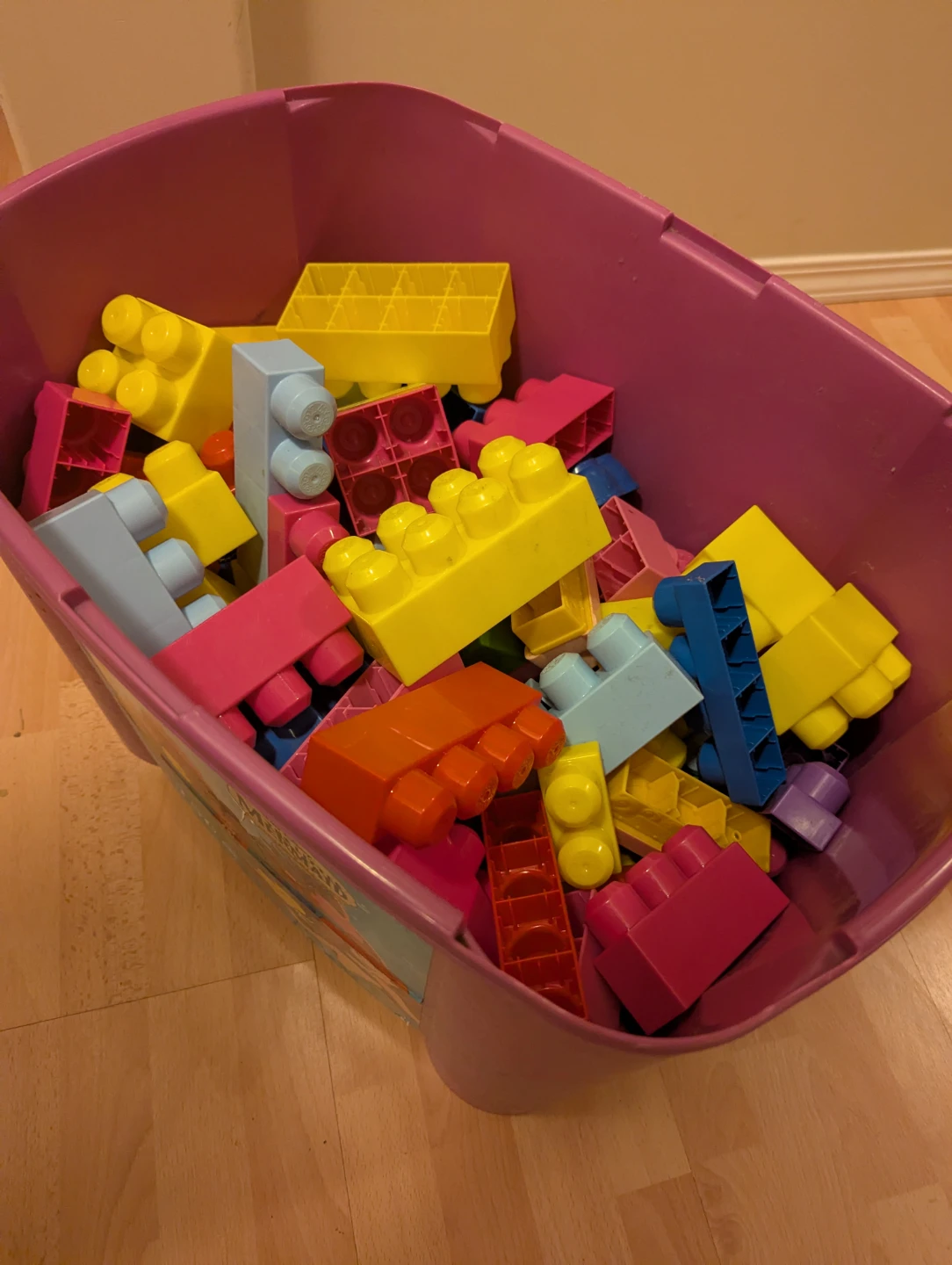 Used Bin of mega bloks NOT SURE HOW MANY ARE THERE - photo 2