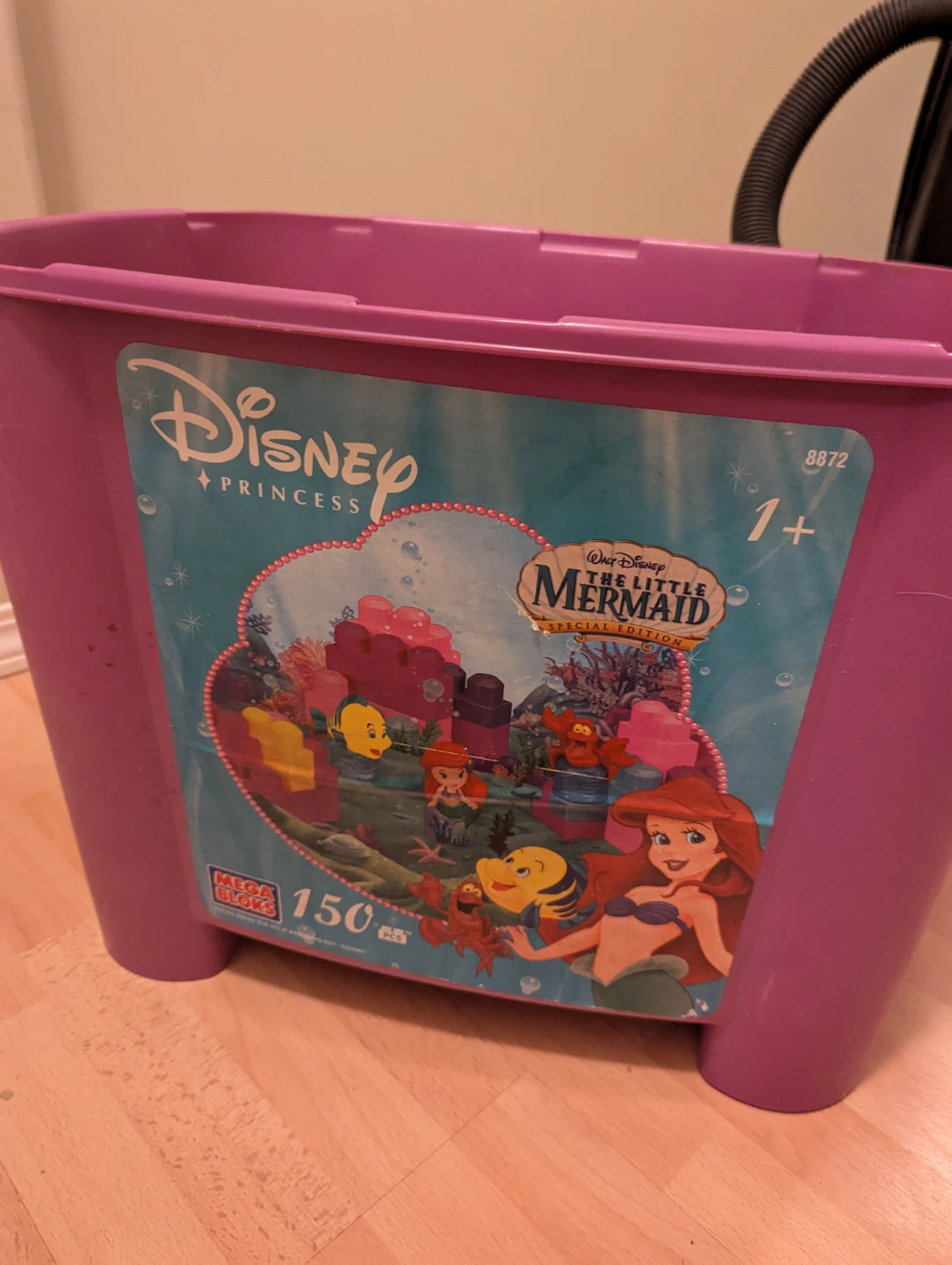 Used Bin of mega bloks NOT SURE HOW MANY ARE THERE - photo 4