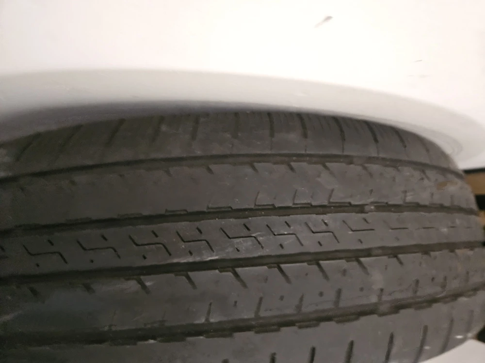 Dunlop 185/55R16 Tire with Rim - photo 3