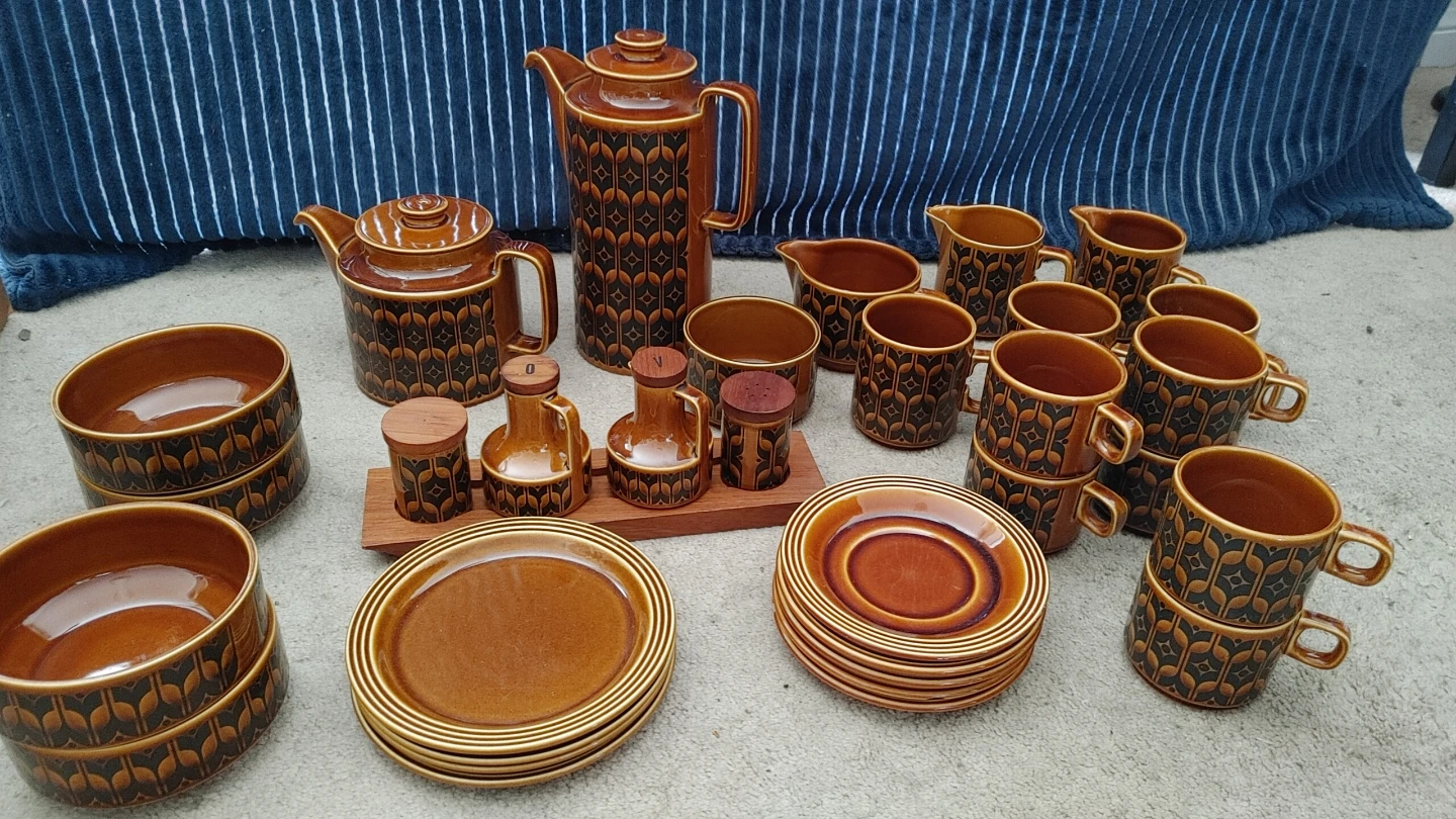 Vintage 1970's Hornsea Heirloom Dinnerware