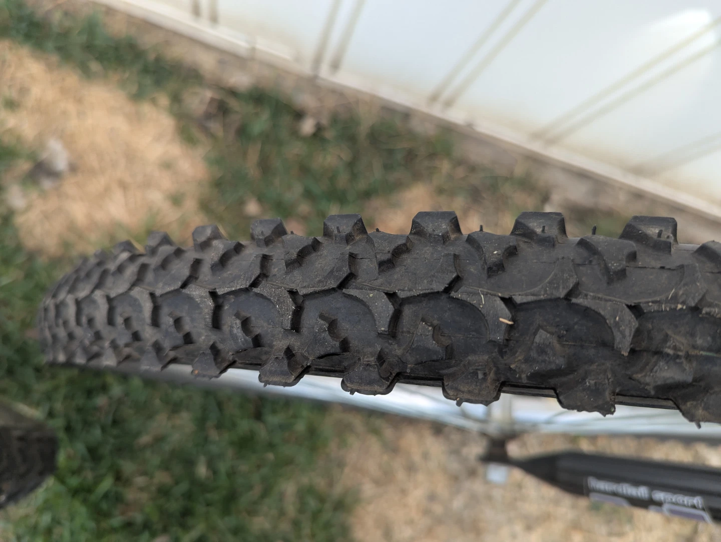 CCM Raider Women's Mountain Bike - photo 4